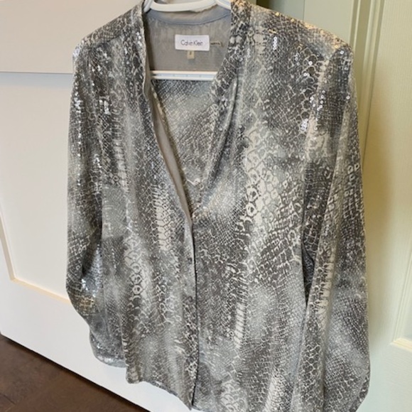 Calvin Klein US S Ladies button-up blouse reptile print grey silver tones shiny - Picture 1 of 15